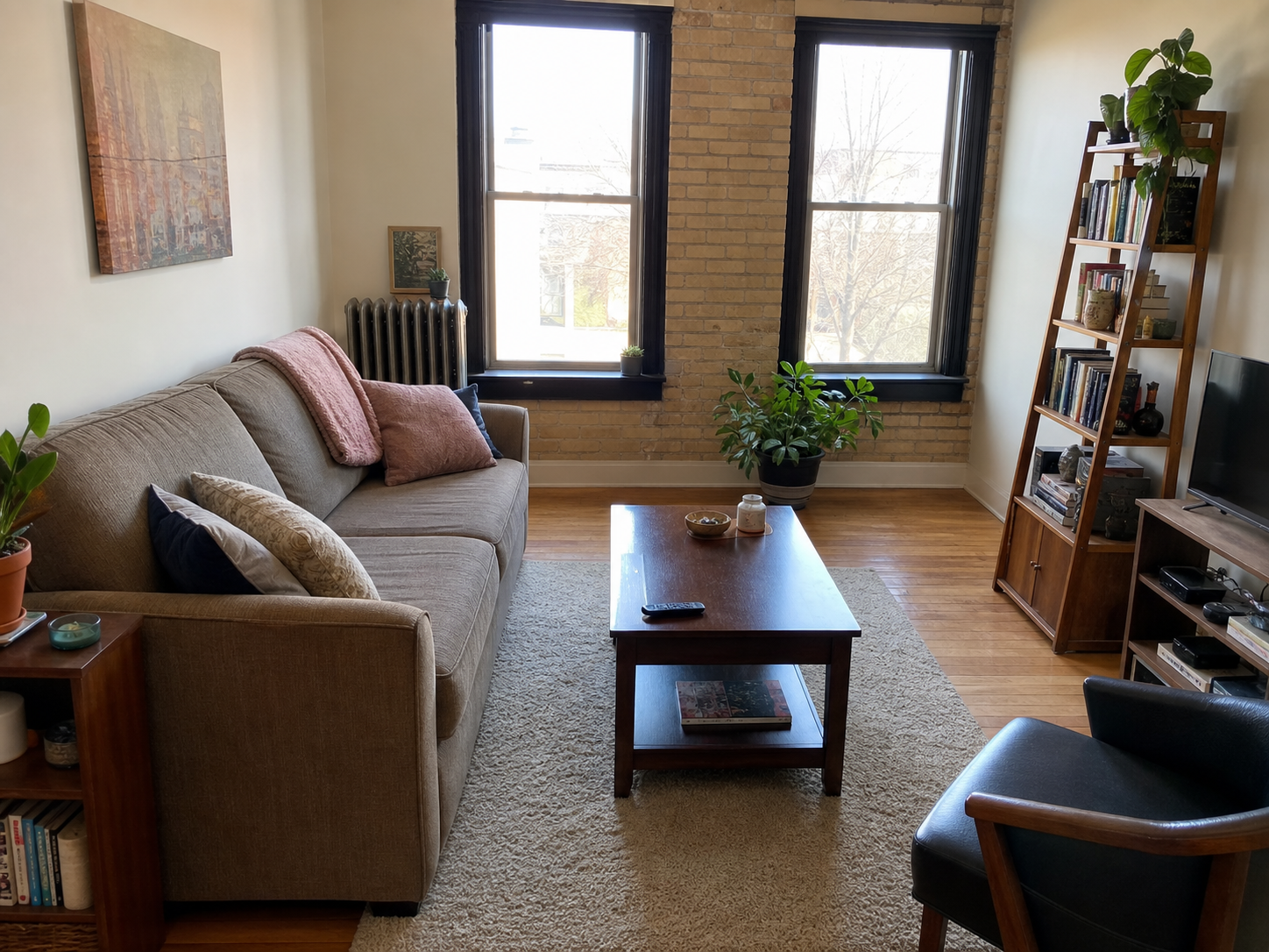 Cozy 1BR Near Campus